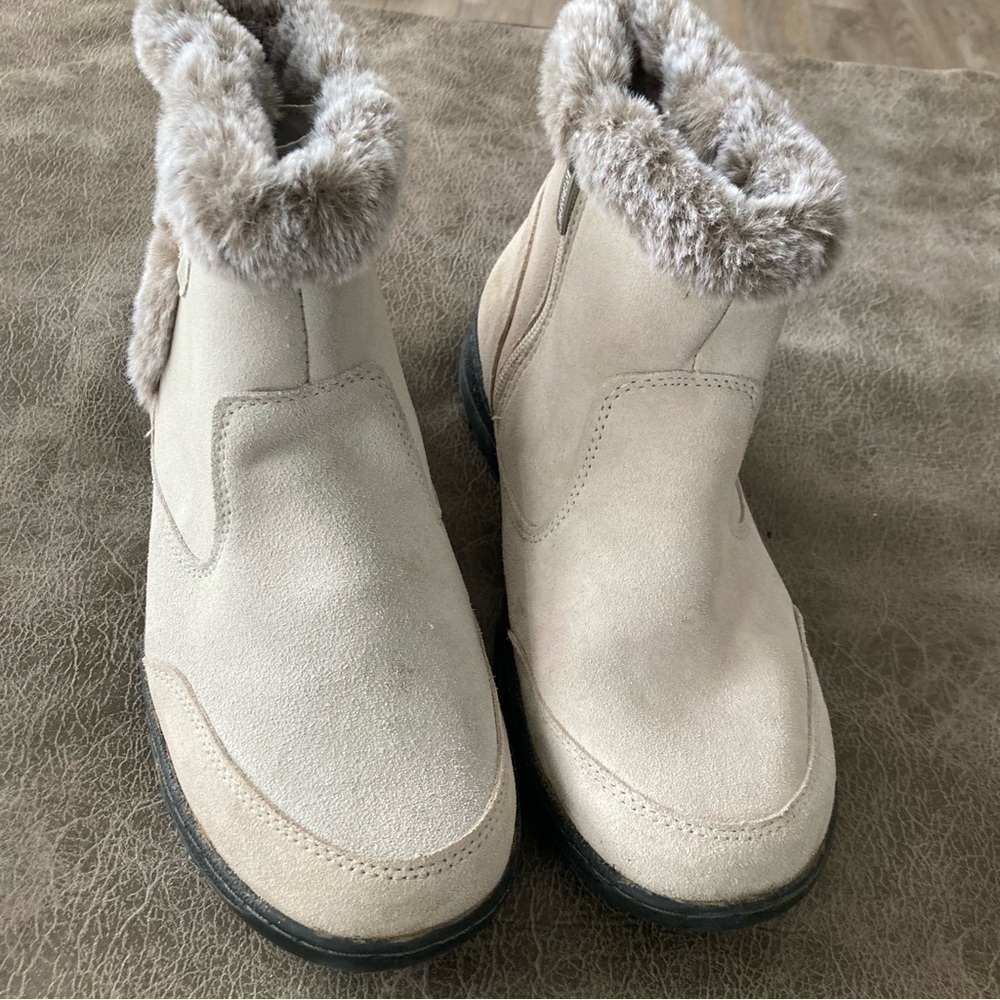 Khombu Iris Suede Winter Boot
